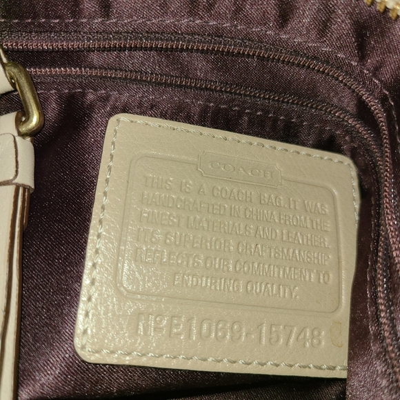 COACH 15748 MIA INLAID C TOTE NATURAL NWT Retail : USD$398 + TAX - Picture 6 of 6